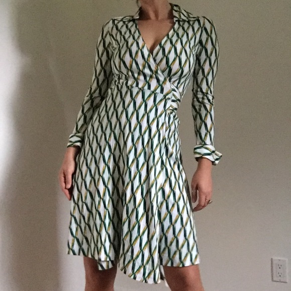 Vintage 1970s Diane Von Furstenberg Wrap Dress Size 8 - Picture 2 of 6
